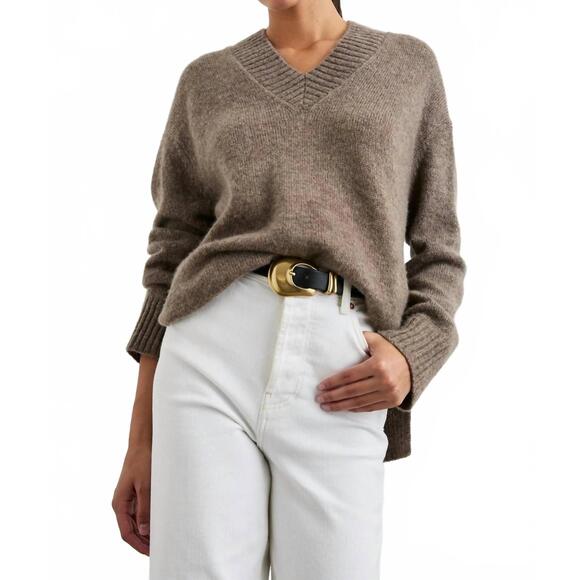 NEW RAILS women's gisella sweater in hazelnut - Picture 4 of 7